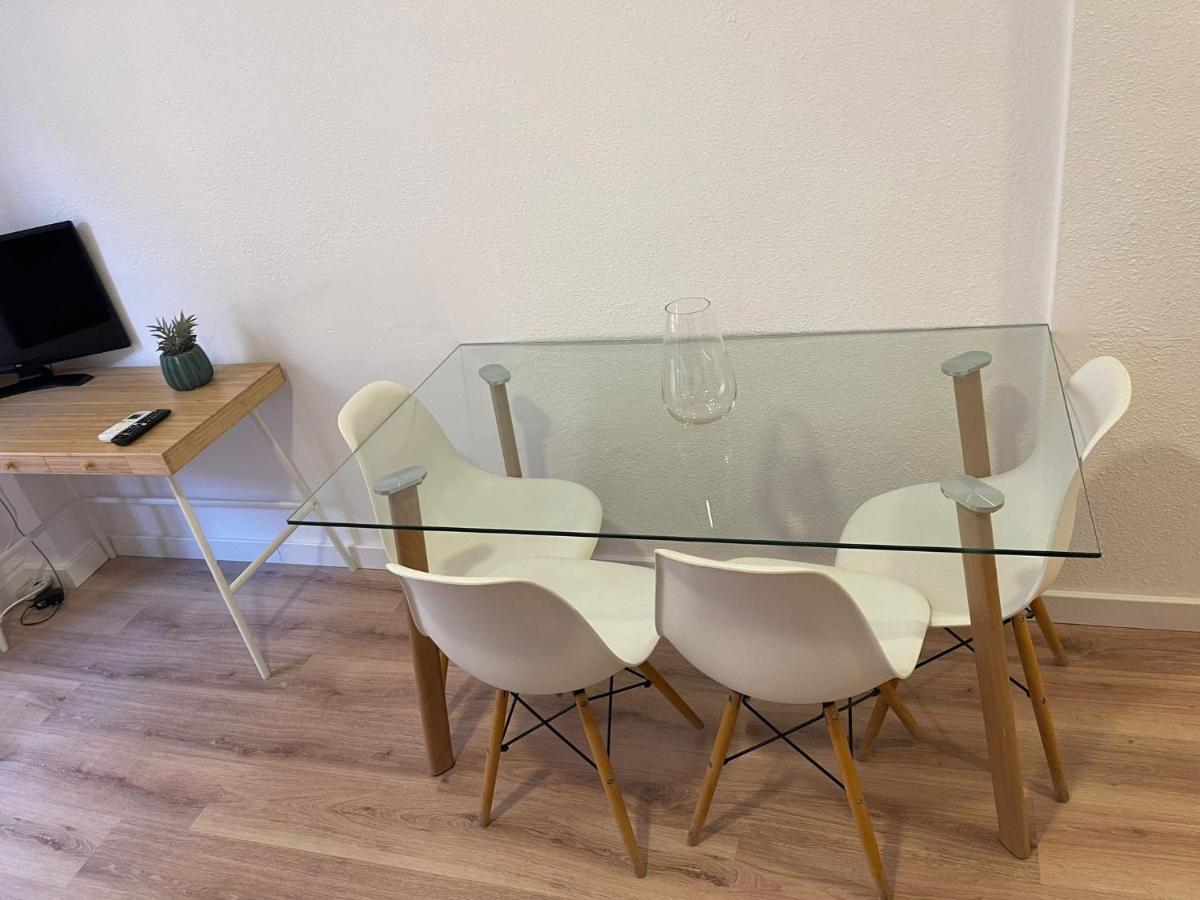 S2plaza De La Merced Especial Grupos Con Parking Apartment Malaga